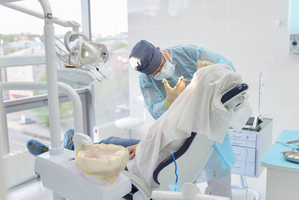 Best Dentist for Tooth Abscess  in Harwood Heights, IL